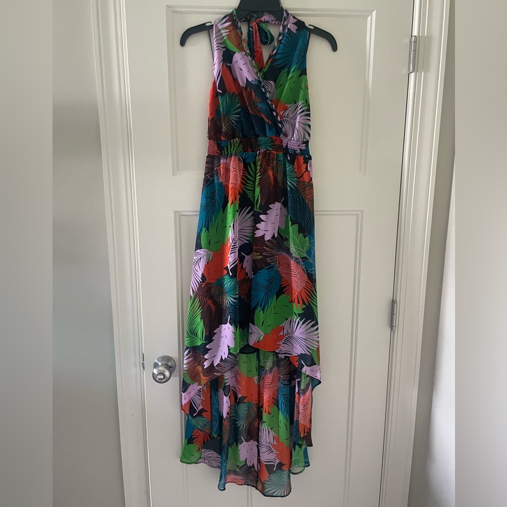 Beatrix high low vneck tropical print, beautiful!